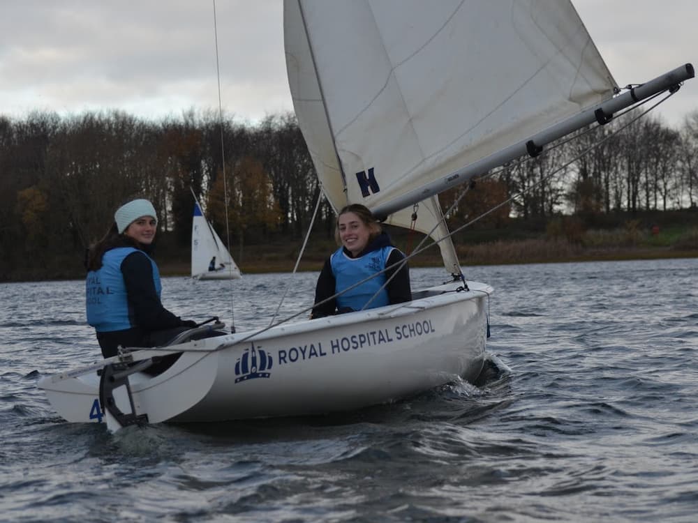 Royal Hospital School Crowned RYA Women’s Team Racing National Champions