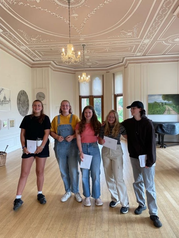 Clayesmore GCSE results