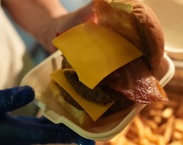 Students get sizzling snacks delivered direct to their rooms with launch of new fast-food service